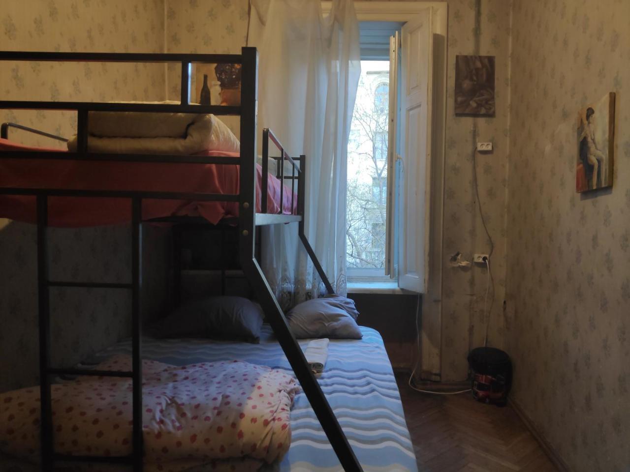 Amoun Hostel Тбилиси Экстерьер фото