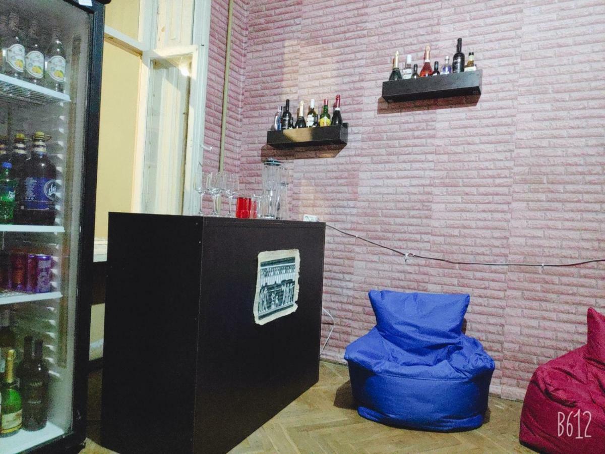 Amoun Hostel Тбилиси Экстерьер фото